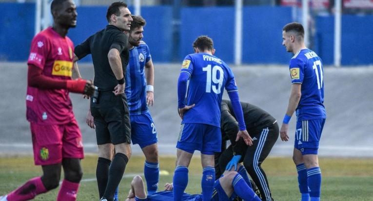 Aliyu i Čokaj neće igrati protiv Dinama, dobili su kartone u sudačkoj nadoknadi