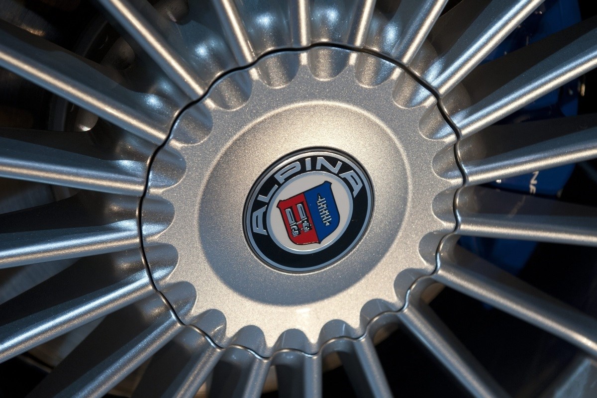 BMW mijenja kultni logo Alpine