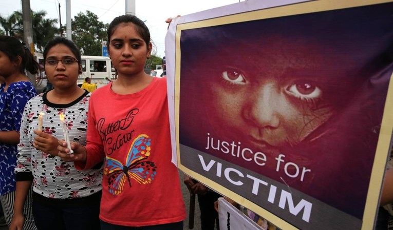 U Indiji silovana i ubijena djevojčica (9). Obitelj: Jedan od silovatelja je svećenik