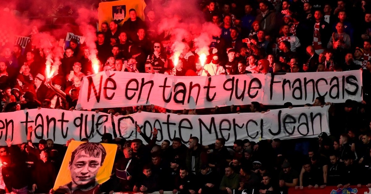 FOTO Hrvatski navijači u Parizu istaknuli poruku za Jean-Michela Nicoliera