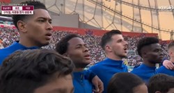 Engleski nogometaši pred utakmicu s Iranom pjevali pogrešne stihove britanske himne