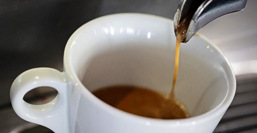 Velika studija: Ispijanje tri šalice kave dnevno dobro je za jetru