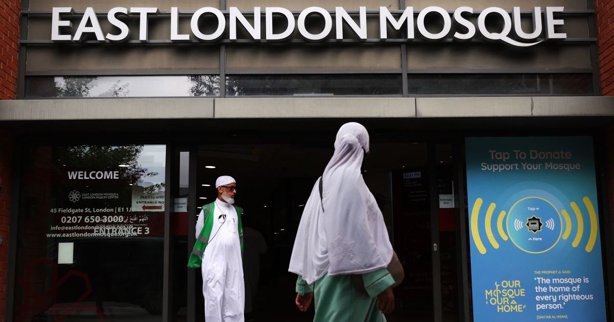 Četrnaestogodišnjak planirao napad na džamije u Londonu