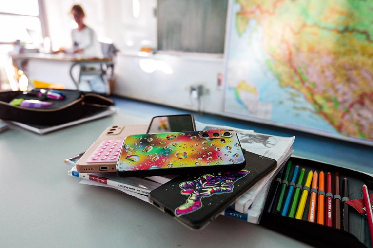 Oni koji su nekad slavili ekrane u školama sad ih žele izbaciti iz učionica