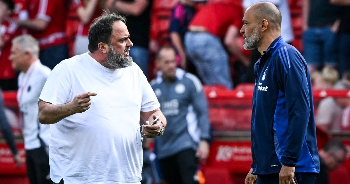 Kontroverzni gazda Foresta poludio nakon kiksa. Pogledajte sukob s trenerom