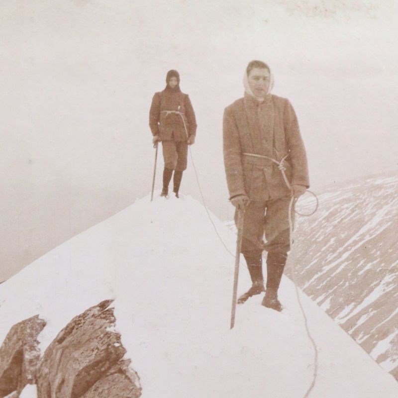 Tijelo hrabrog Engleza pronađeno je nakon 75 godina. Ne zna se je li osvojio Everest