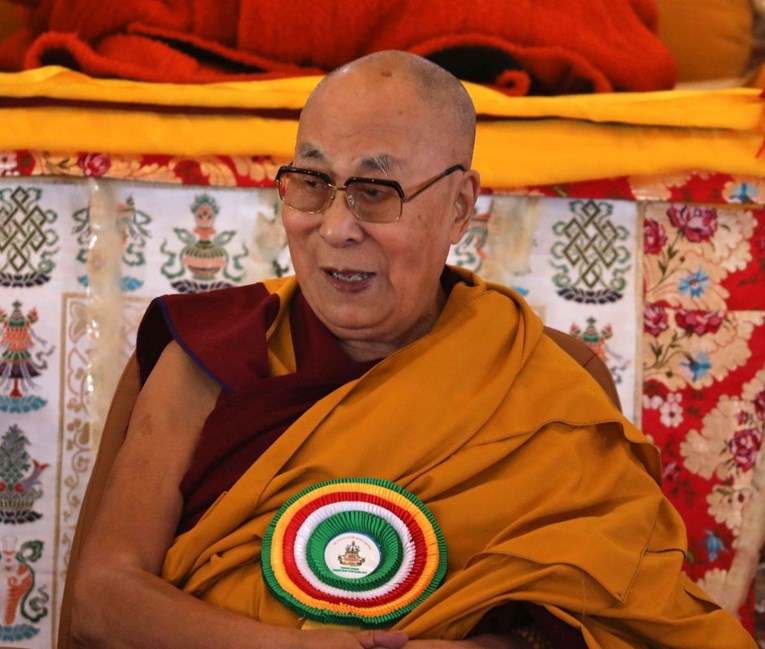 Dalaj Lama se 154 puta spominje u Epsteinovim spisima. Njegov ured: Nisu se upoznali