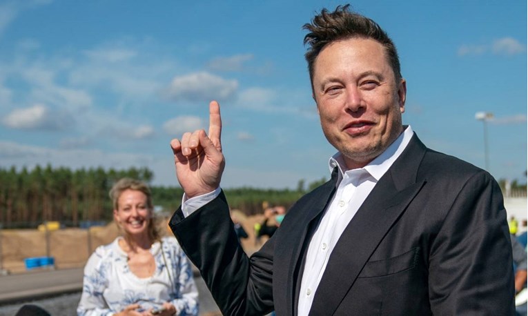 Musk: Prije sam glasao za demokrate, sada se okrećem republikancima