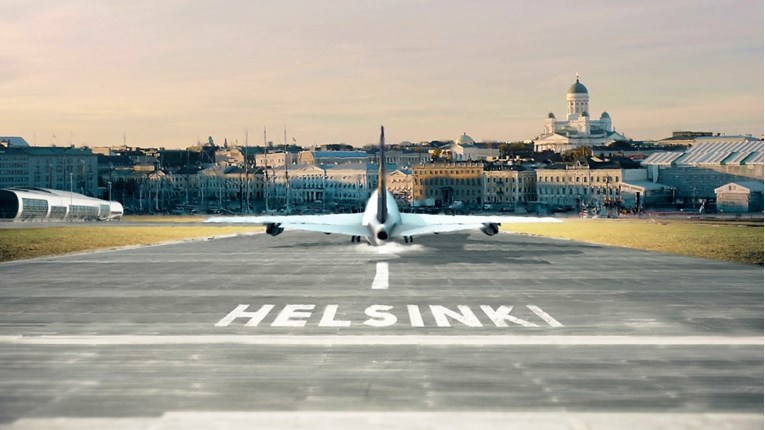 Skupi automobili bogatih Rusa preplavili aerodrom u Helsinkiju