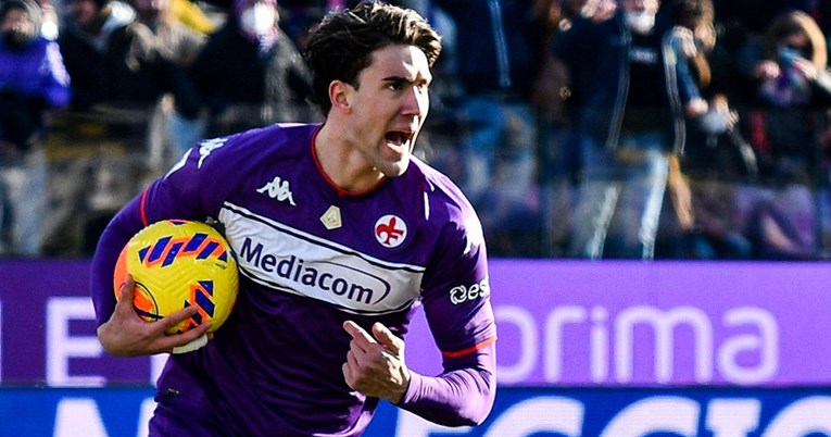 Daily Mail: Vlahović od Arsenala traži 19 milijuna eura godišnje plaće