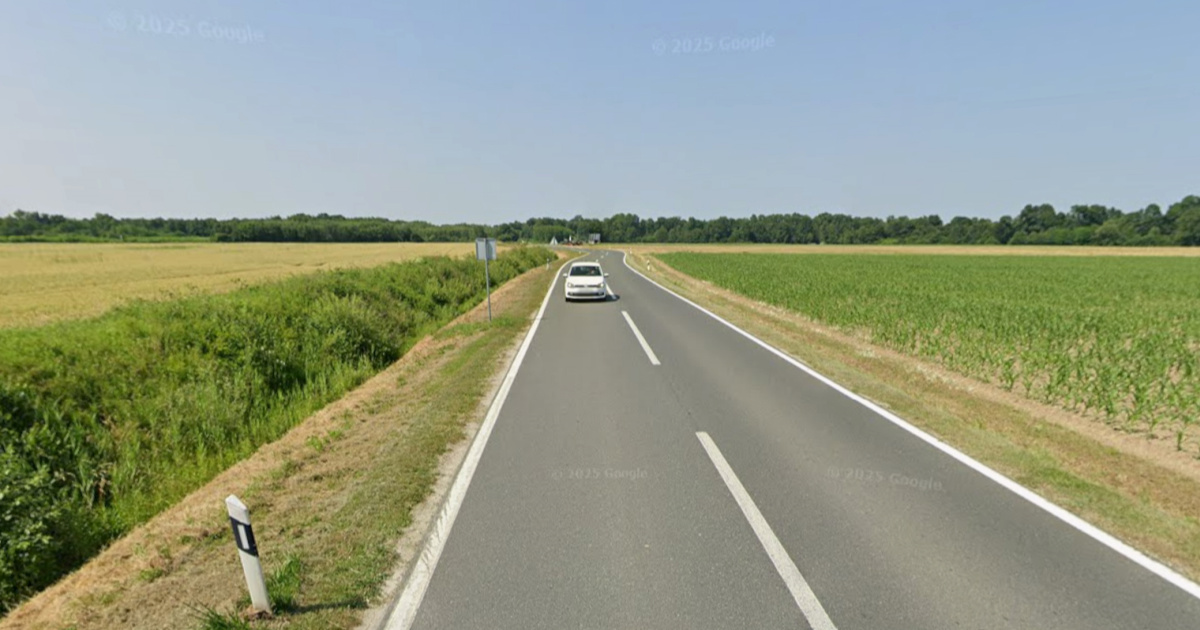 Pijani mladić (18) usred noći sletio s ceste u kanal. Teško je ozlijeđen