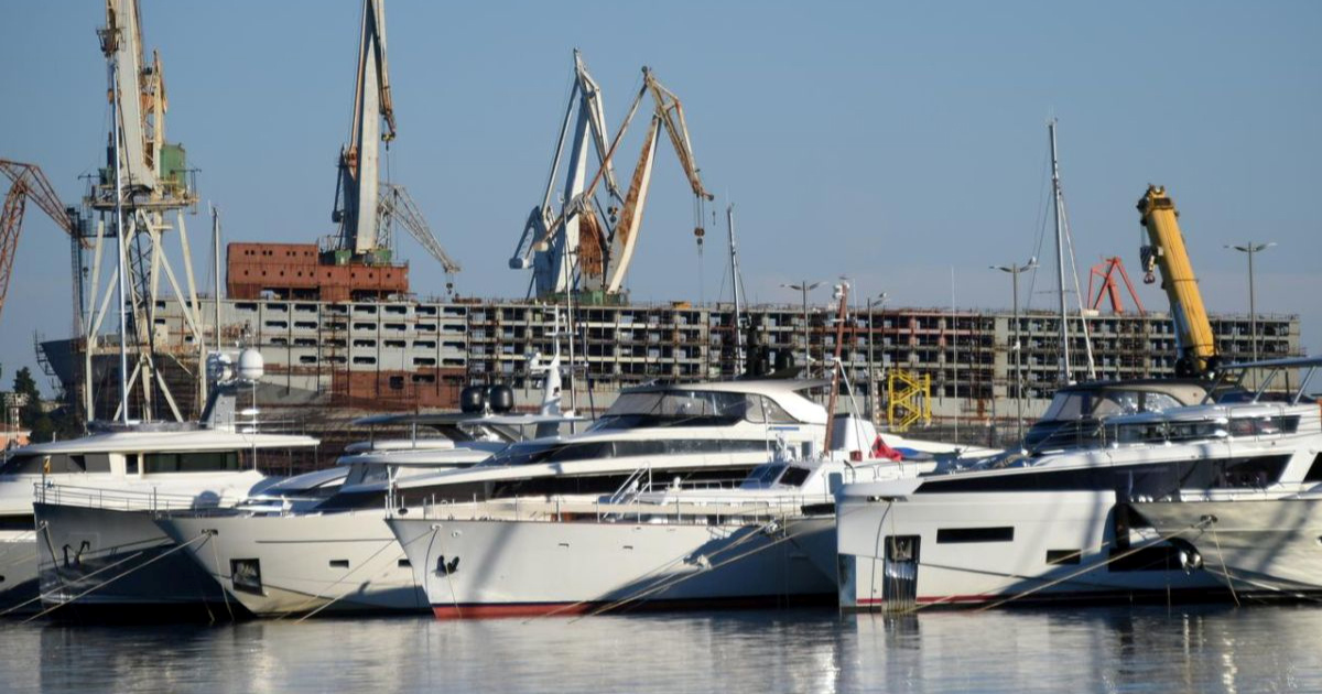 Talijan pronađen ozlijeđen na brodu u Puli