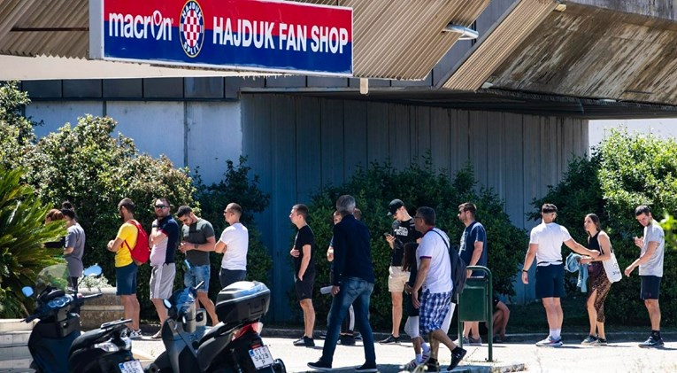 Hajdukovi navijači već razgrabili većinu ulaznica za Superkup