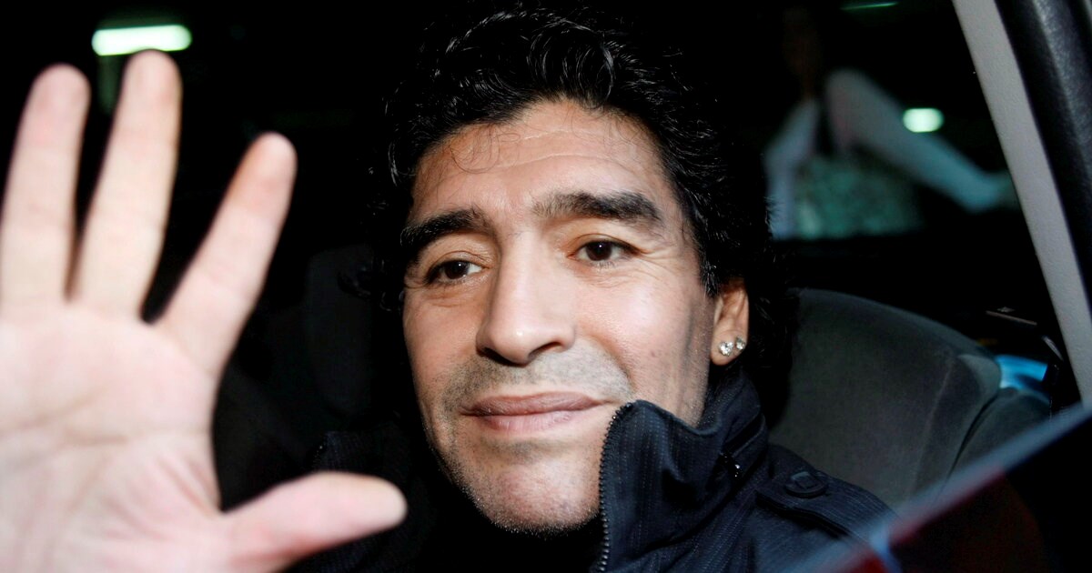 Posljednji Maradonini sati: Probudio se, popio vode, prošetao i vratio u krevet