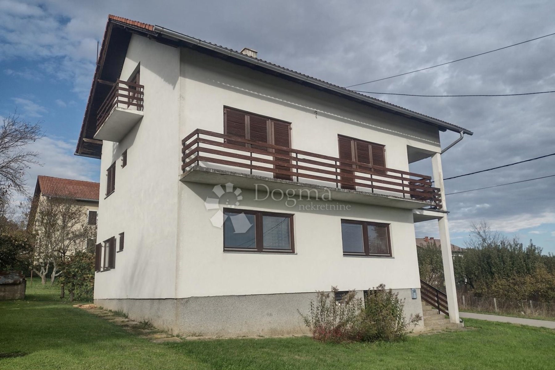 Top oglasi za nekretnine: Kuća s velikim potencijalom i odličnom lokacijom