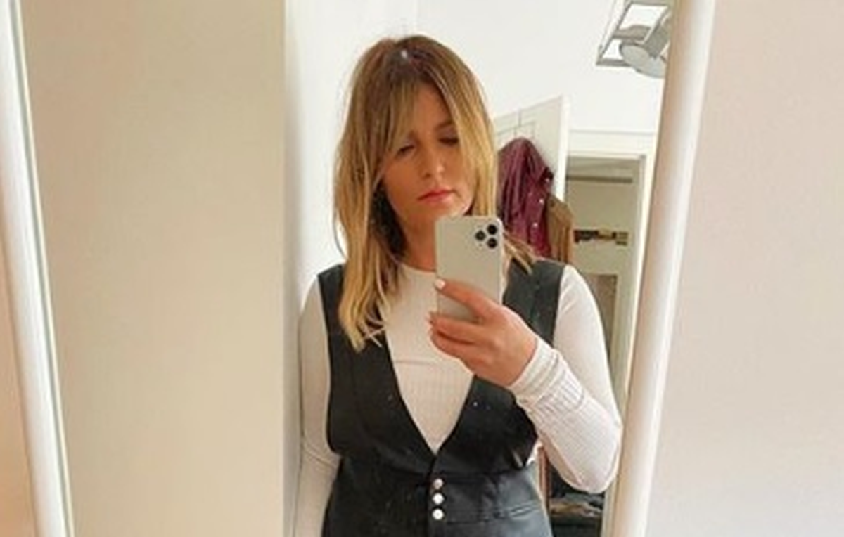 "Sredila se, a gle...": Antonija Blaće pozirala kraj nereda u spavaćoj sobi
