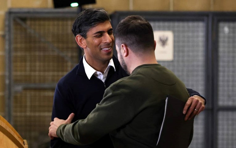 Razgovarali Sunak i Zelenski: "Pomoć se nastavlja, naglasak je na slanju oružja"