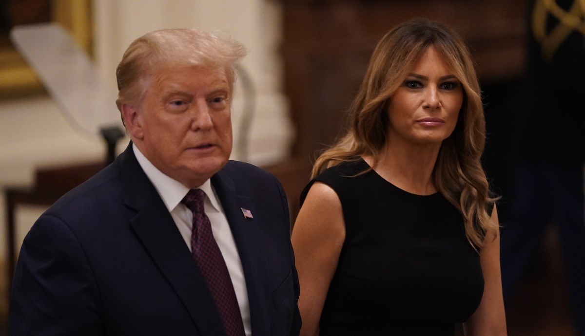 Trump i Melania imaju koronu, pročitajte izjavu njihovog liječnika