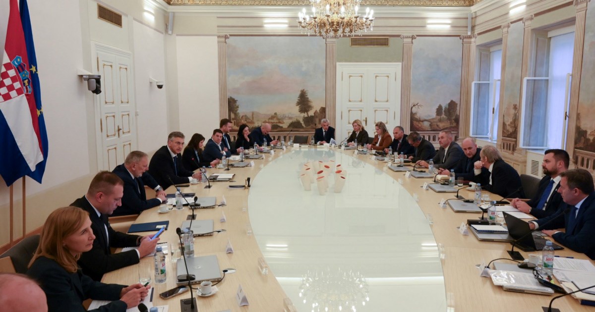 Plenković: Naš je prioritet društvo u kojem se štite prava nacionalnih manjina