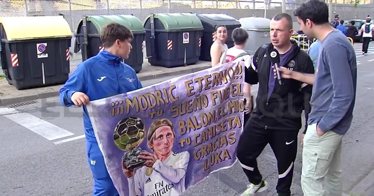 Španjolska slikarica šest sati radila transparent s Modrićem. Pogledajte ga