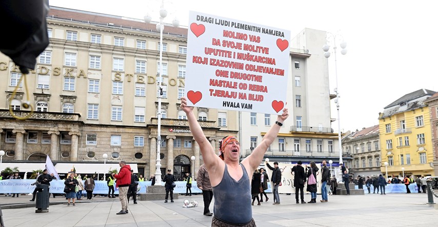 Bivši vaterpolist na Trgu tražio molitvu za muškarce: "Jedva se branim od žena"