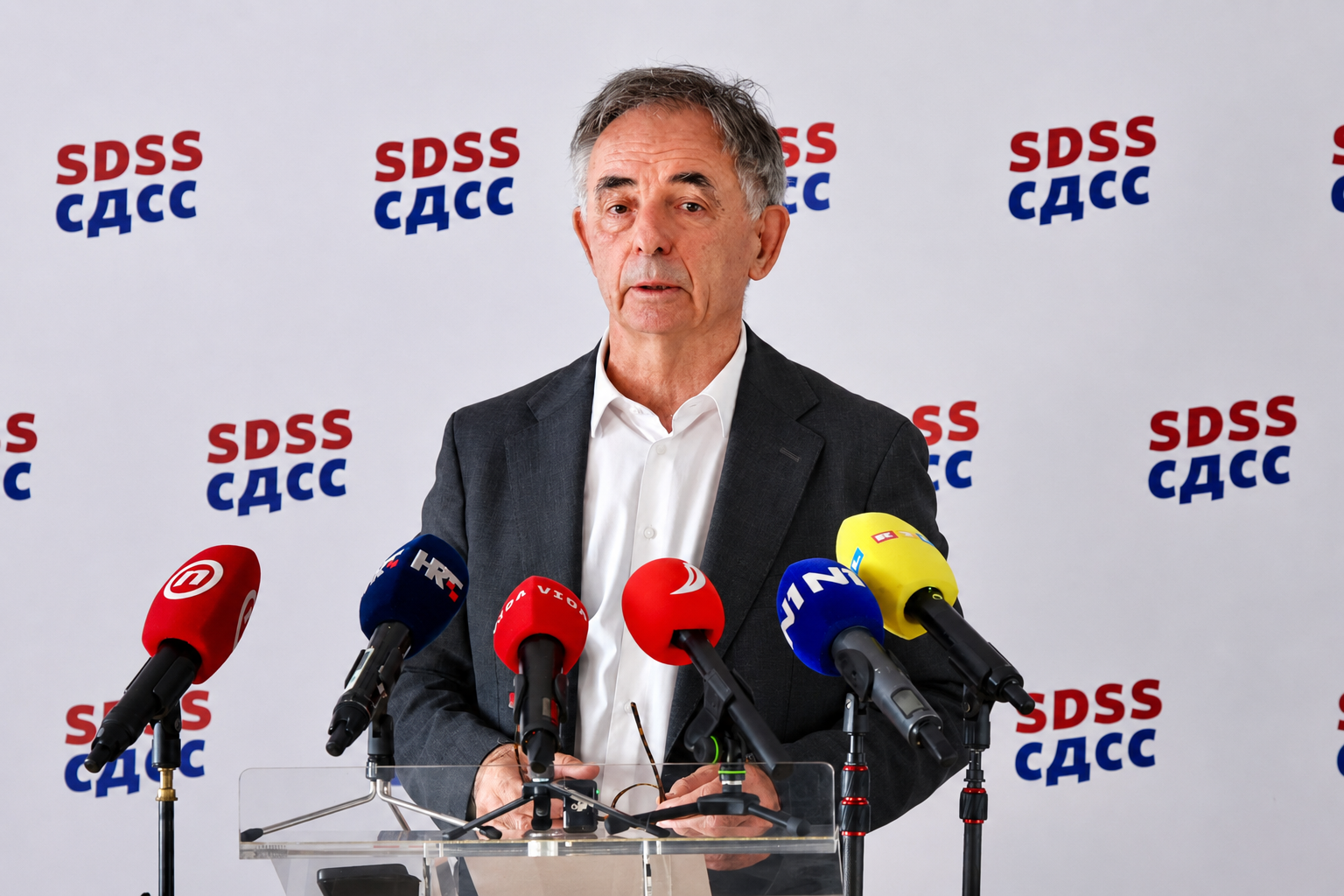 VIDEO Pupovac održao izvanrednu presicu o Srbima uhićenima zbog podmetanja požara