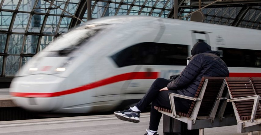 Deutsche Bahn lani poslovao s gubitkom od 2.4 milijarde eura