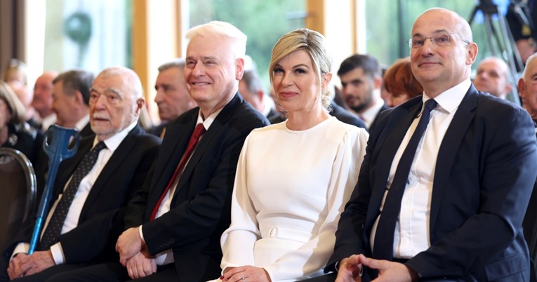 Mesić o nedolasku Jandrokovića i Reinera na inauguraciju: Veliki gubitak za građane