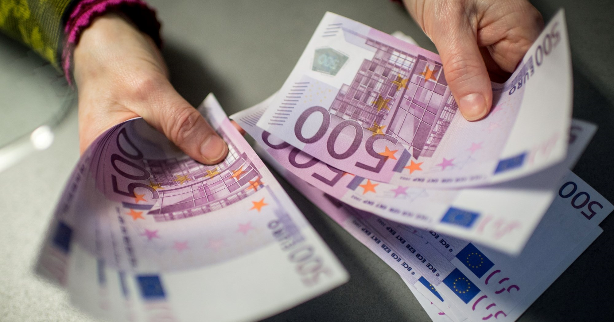 Europol razbio mrežu krivotvorenja novca, presretnuto gotovo milijun pošiljki