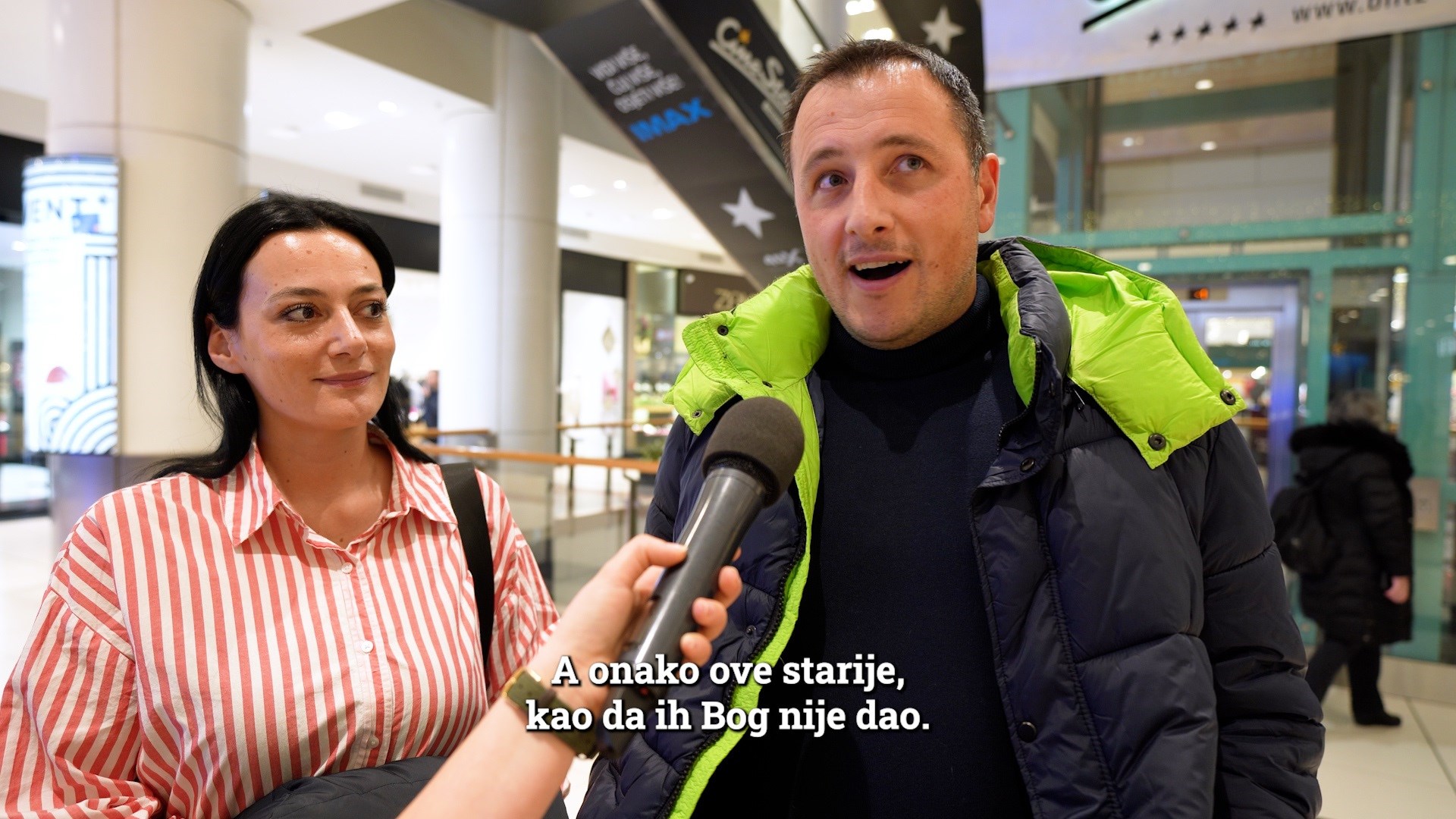 VIDEO "Klara, šapni mi!" Prolaznici u Arena Centru otkrili svoje božićne zaborave
