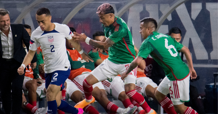 Reprezentativci Meksika i SAD-a suspendirani nakon tuče na terenu