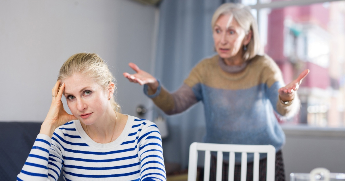 Psiholog otkriva četiri znaka da su vaši svekrva i svekar narcisoidni