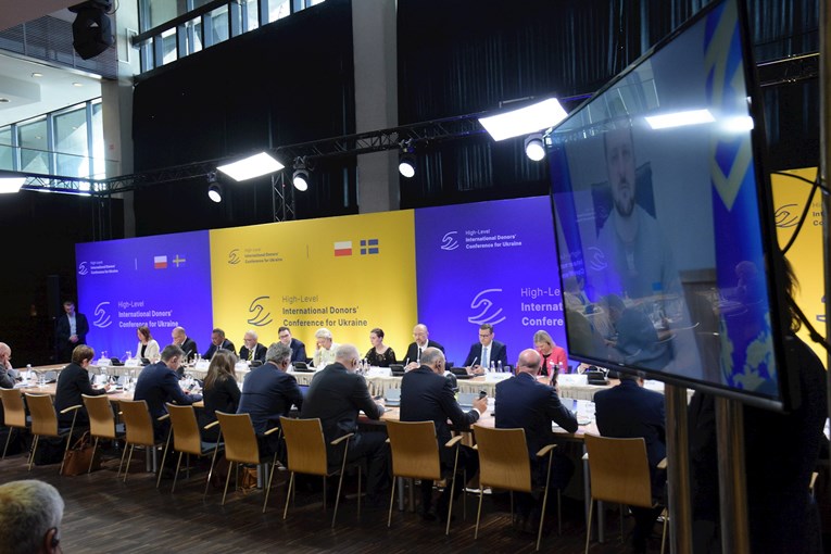 EU komisija: Dajemo 200 milijuna eura za ukrajinske izbjeglice i prognanike