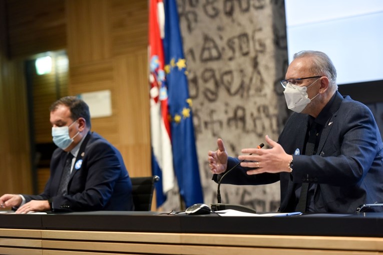 VIDEO Stožer održao presicu. Božinović: Ne treba previše filozofirati o mjerama