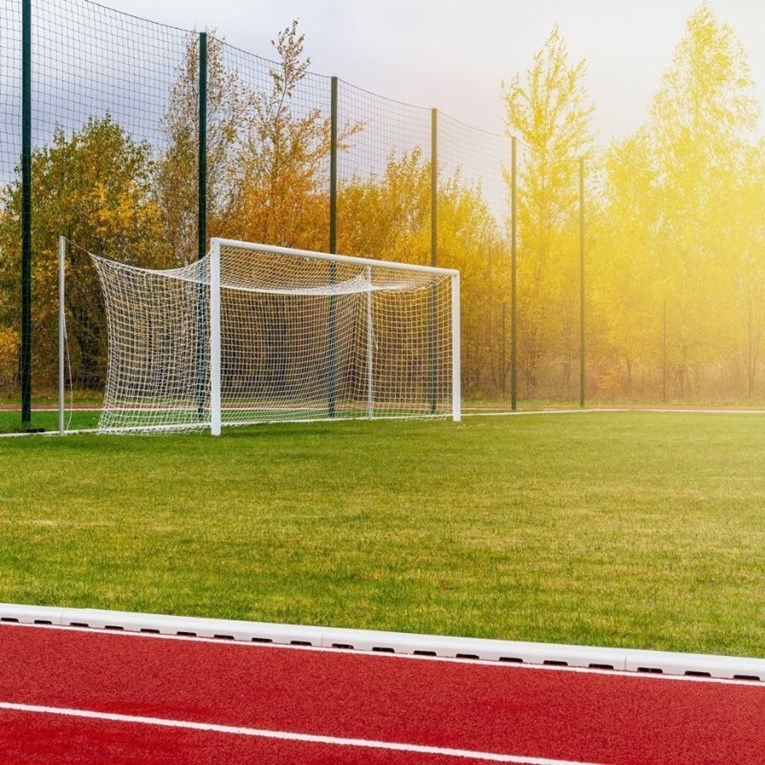 Utakmica srpskih amatera trajala 49 minuta. Klubovi i suci žestoko kažnjeni