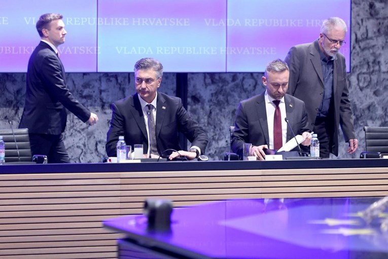 Plenković: Ambicija nam je da do kraja mandata dođemo na prosječnu plaću od 1600 eura