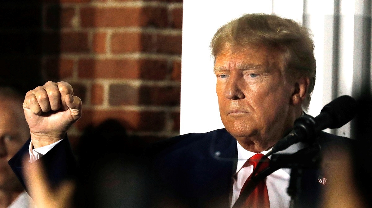 Trump: Imamo korumpiranu državu koja propada