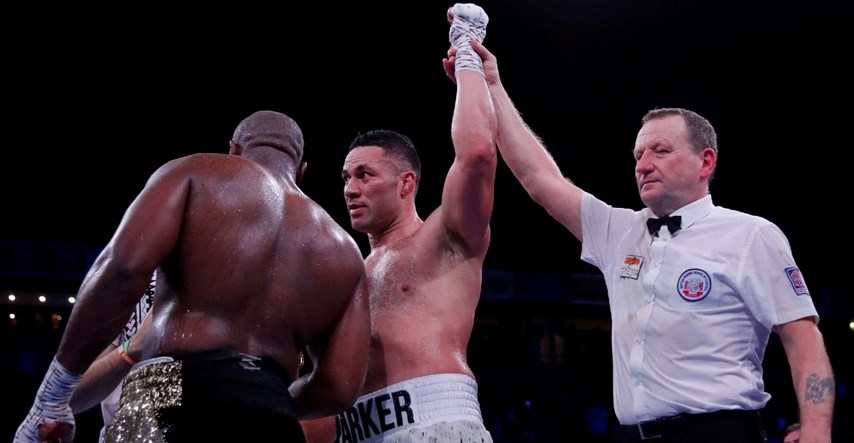 Parker u jednom od najboljih boksačkih mečeva godine pobijedio Chisoru odlukom sudaca