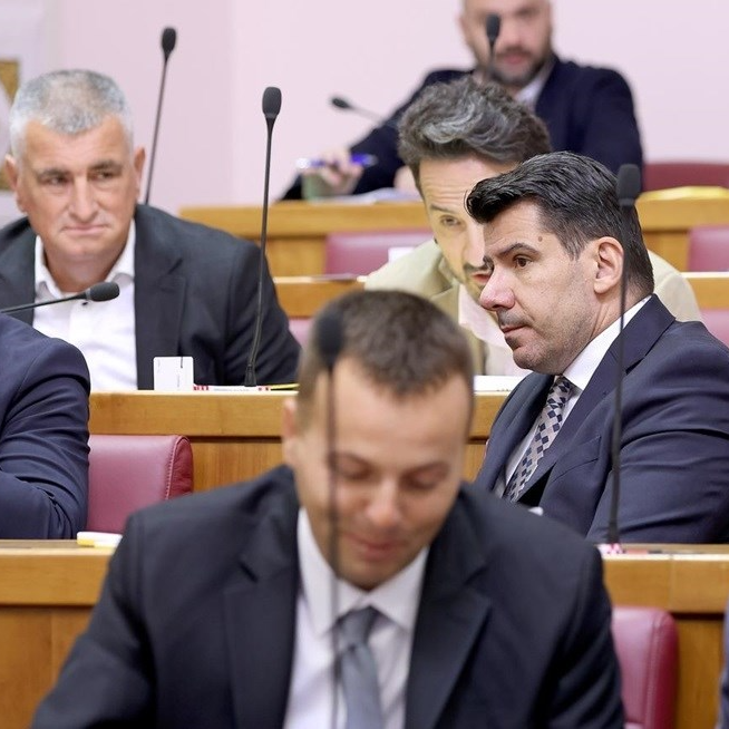 Most želi istražno povjerenstvo o radu Stožera za vrijeme covida. HDZ i SDP protiv
