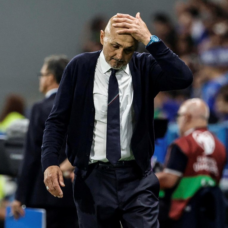 Navijači Juventusa ljuti su na novog trenera zbog tetovaže. Žele da ju makne