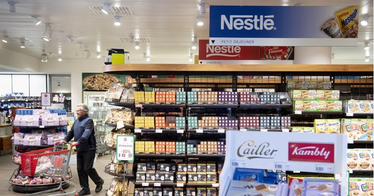 Francuski supermarketi traže od velikih proizvođača smanjenje cijena