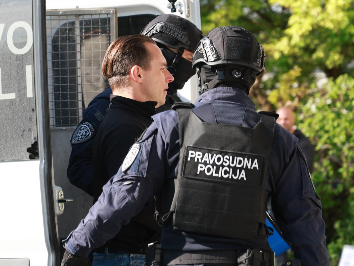 FOTO Srđana Mlađana doveli na sud u Varaždinu