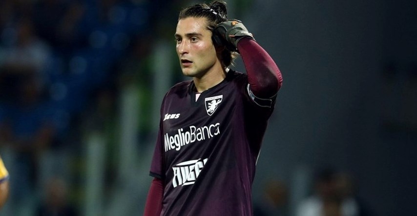 Golman Frosinonea je suspendiran jer je opsovao boga na utakmici protiv Napolija