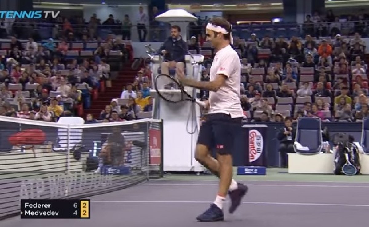 VIDEO Ovoj majstoriji morao je zapljeskati i Roger Federer