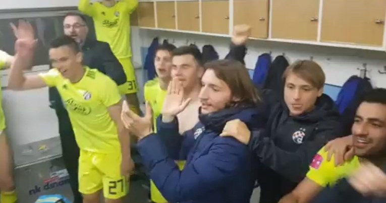 VIDEO Ludnica u Dinamovoj svlačionici, zapjevao je čak i Bjelica