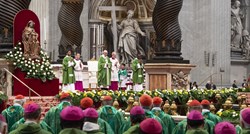Okupljaju se biskupi u Vatikanu, dogovorit će plan za borbu protiv pedofilije