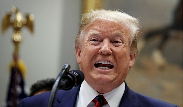 SAD stavio na crnu listu dvije tvrtke i dva tankera povezana s Venezuelom