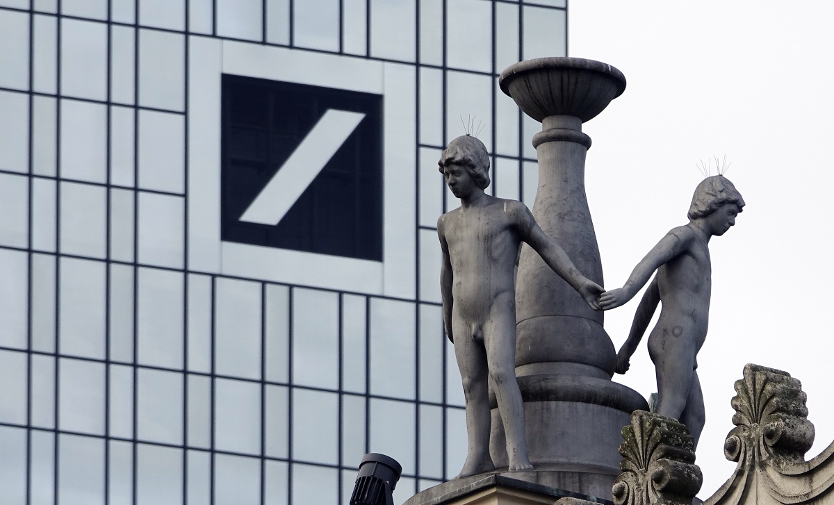 Deutsche Bank pogođen novim optužbama o pranju novca, ponovno pale dionice