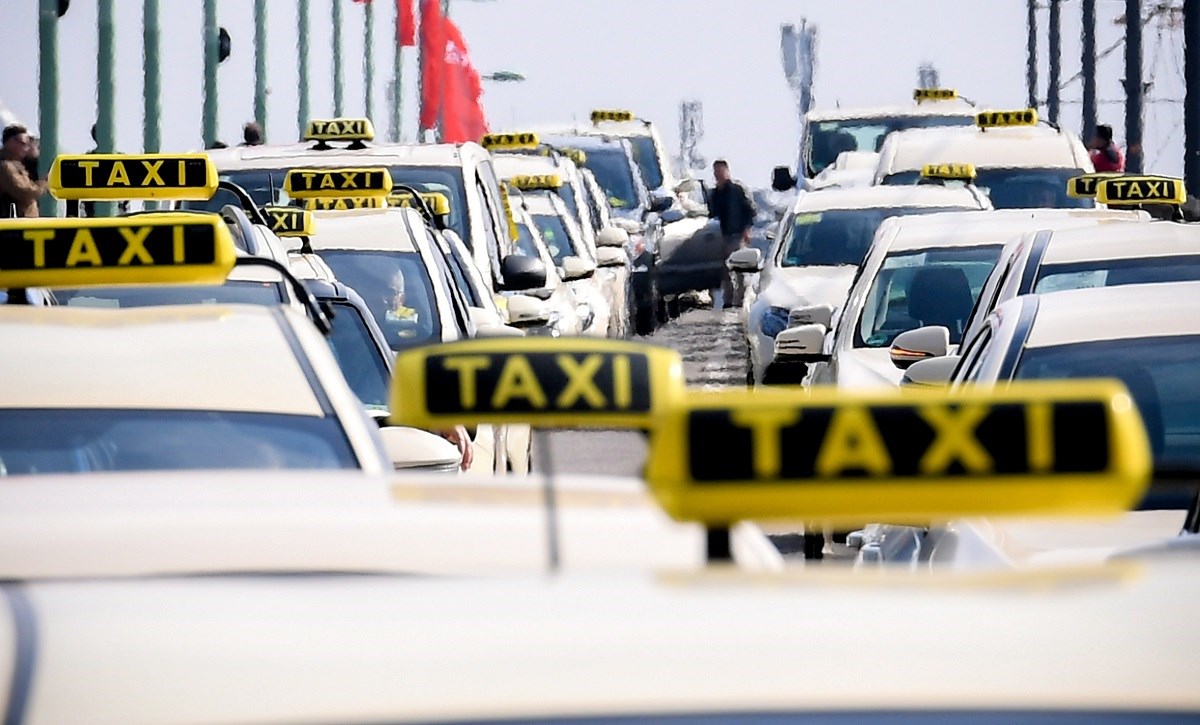 Njemački roditelji u taksiju zaboravili tek rođenu bebu