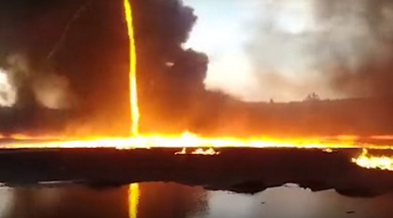 Vatrogasci podijelili nevjerojatnu snimku vatrenog tornada visokog 15 metara